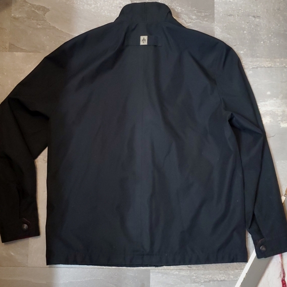 Rainforest Men's Black Jacket. Waterproof. Windproof. Men Size M. - Picture 2 of 14